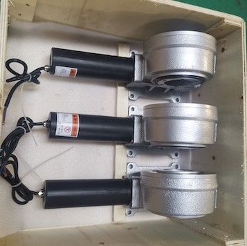 6&quot; পিভি ট্র্যাকিং সিস্টেমের জন্য উল্লম্ব ওয়ার্ম গিয়ার ট্রান্সমিশন ঘেরা ঘর